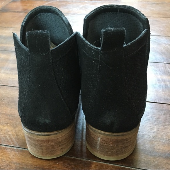 Kaansas Mexicali Perforated Booties - Picture 2 of 4